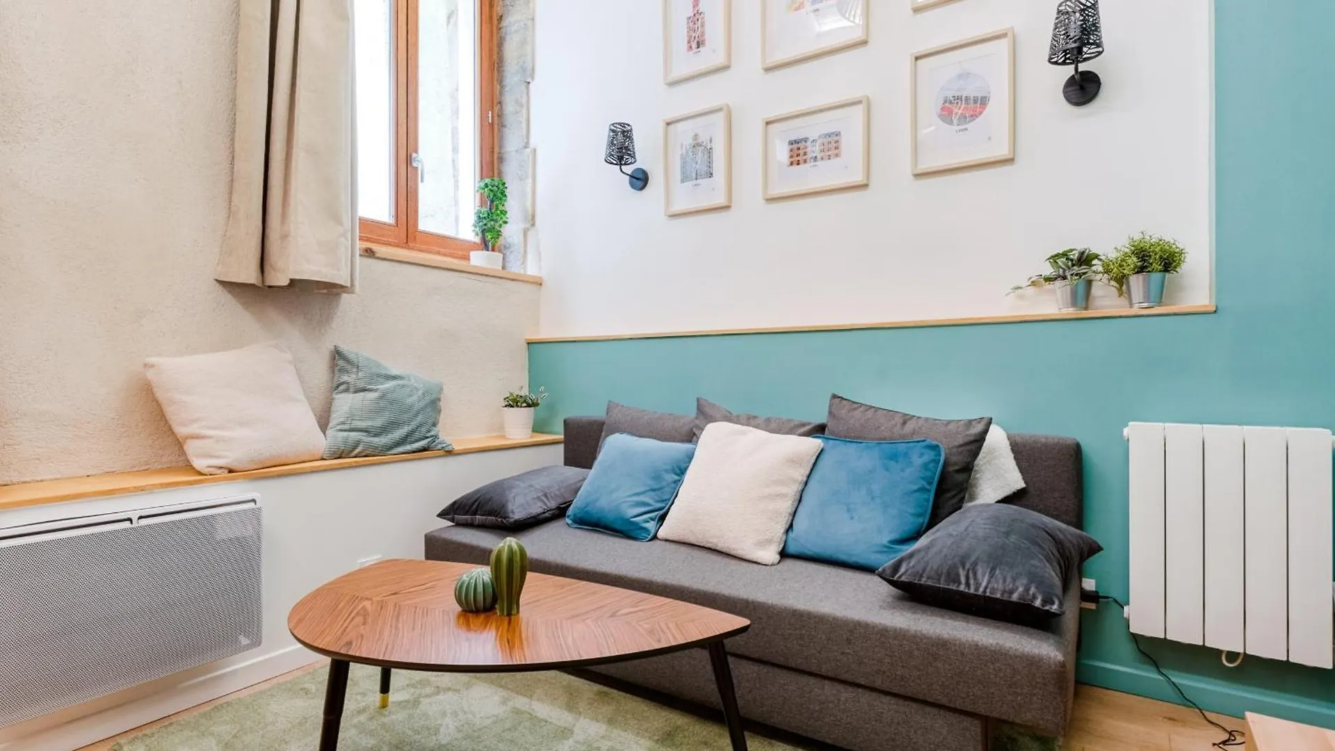 Smartstay Louis Chazette - Proche Centre-Ville Lyon 0*,  France